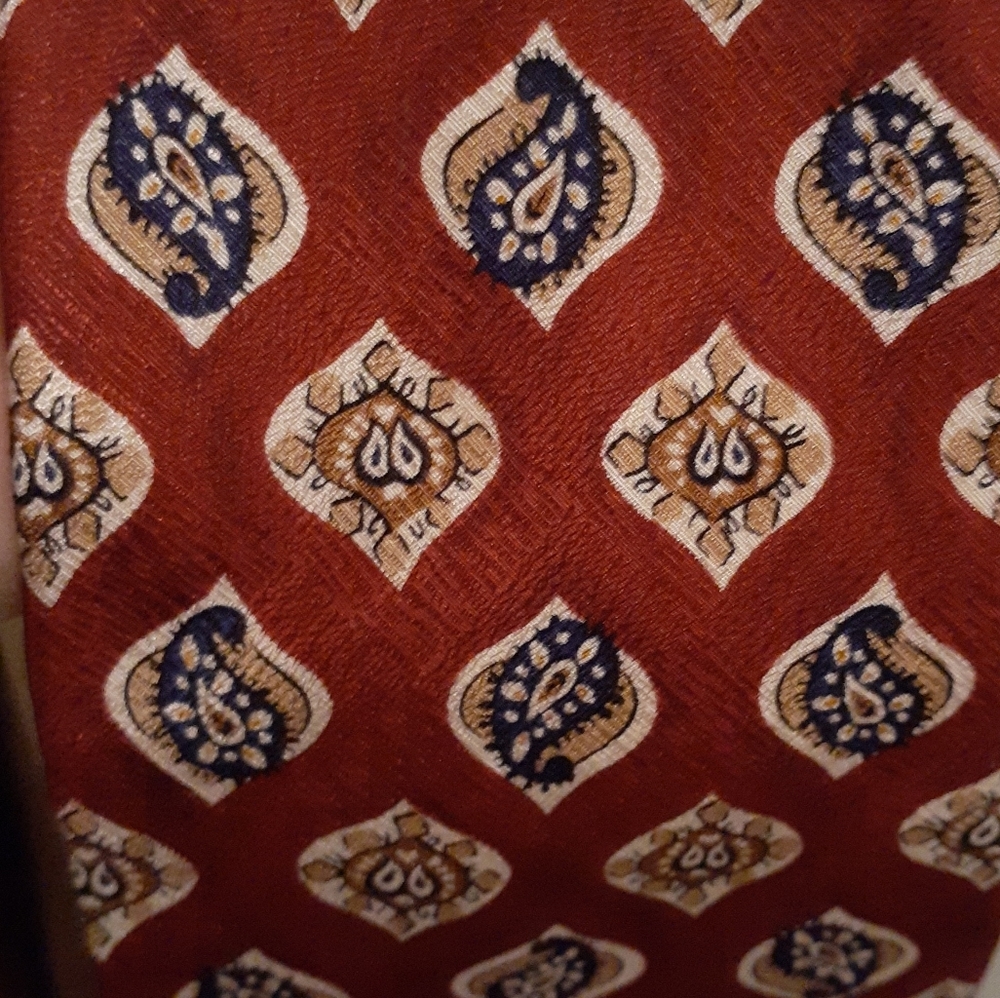 Mens Essex Row 100%silk tie
